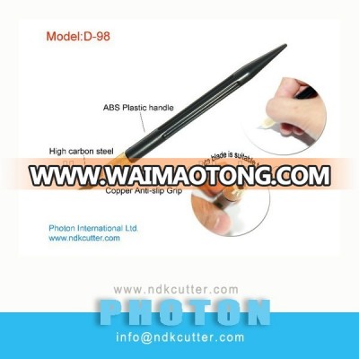 Anti slip copper carving knife